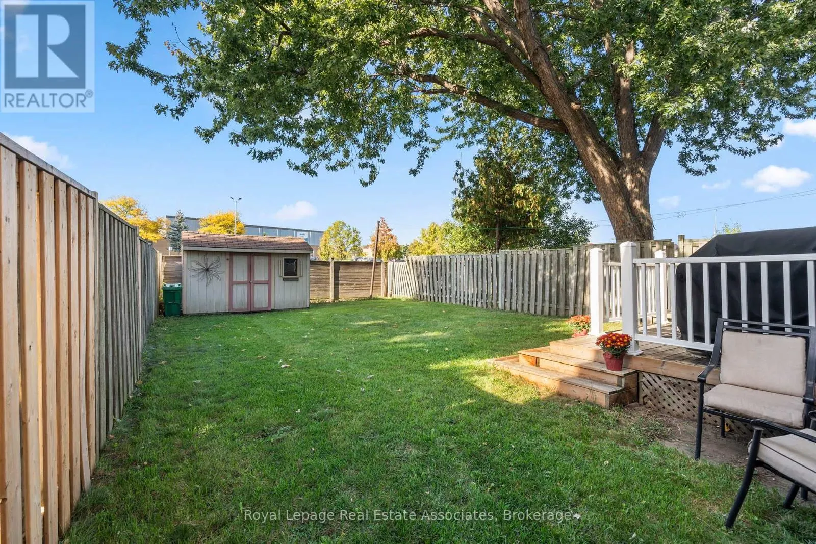 60 NEWBRIDGE CRESCENT