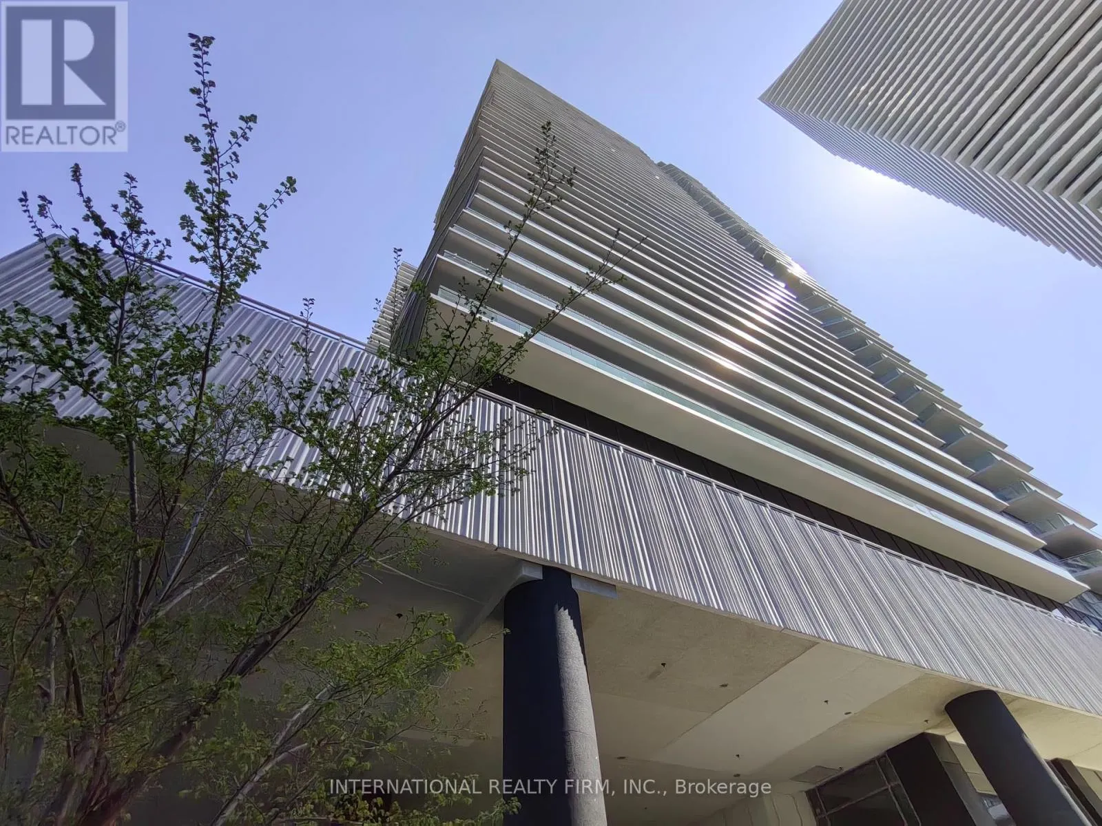 1608 - 33 SHORE BREEZE DRIVE