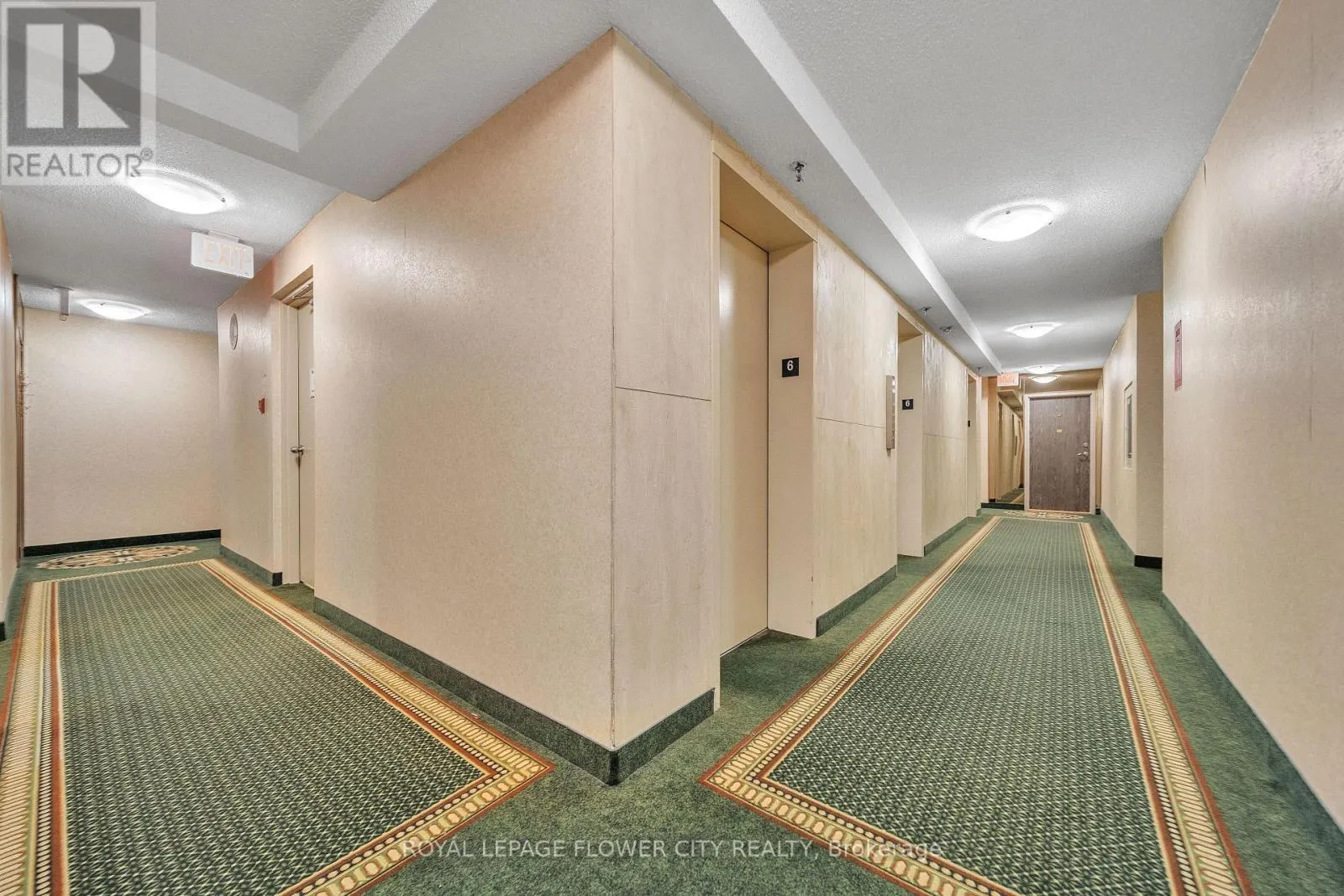 602 - 1515 LAKESHORE ROAD E