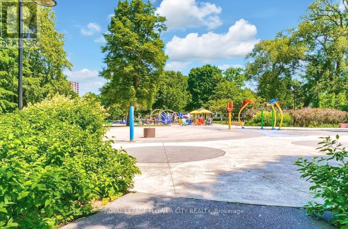 602 - 1515 LAKESHORE ROAD E