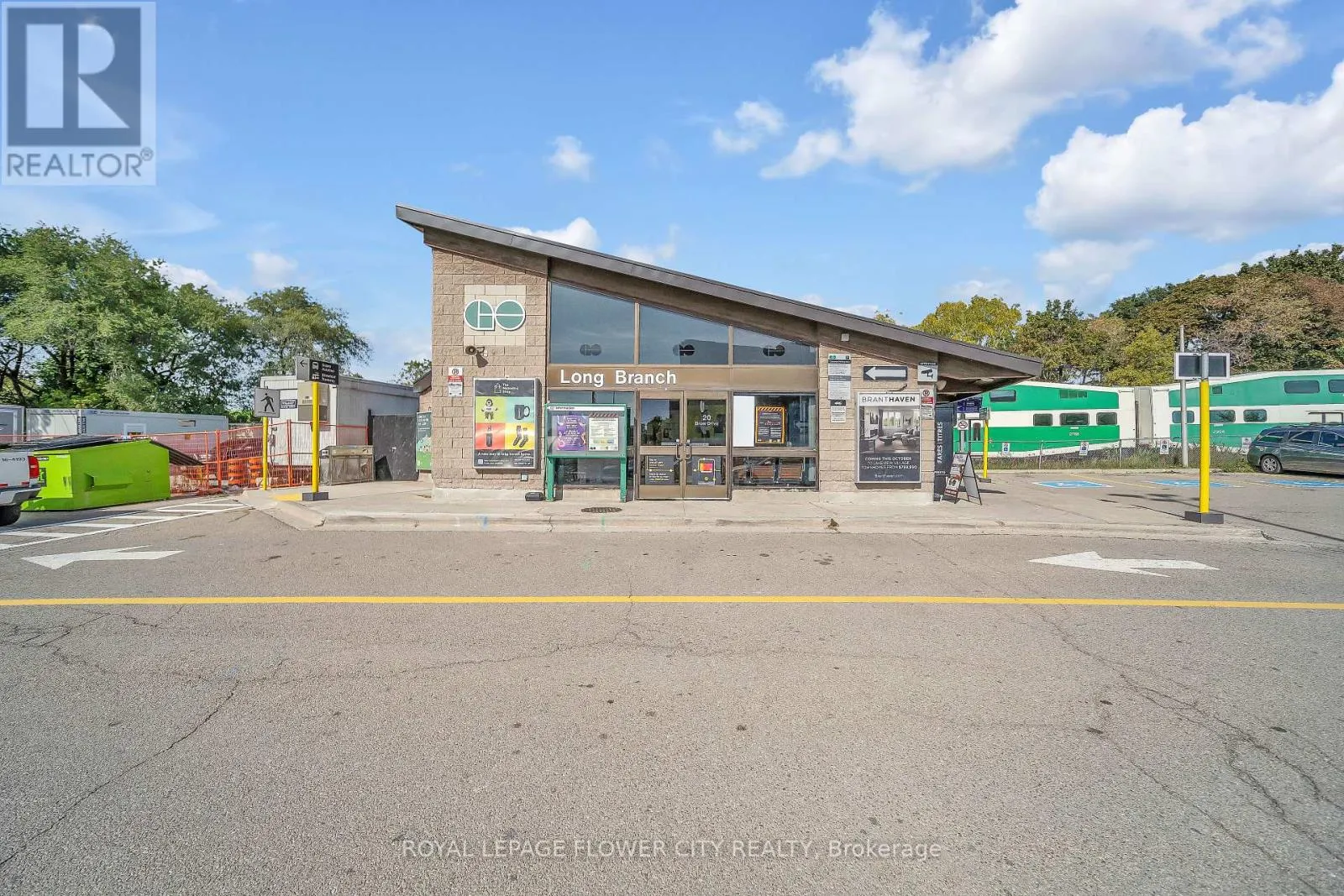 602 - 1515 LAKESHORE ROAD E