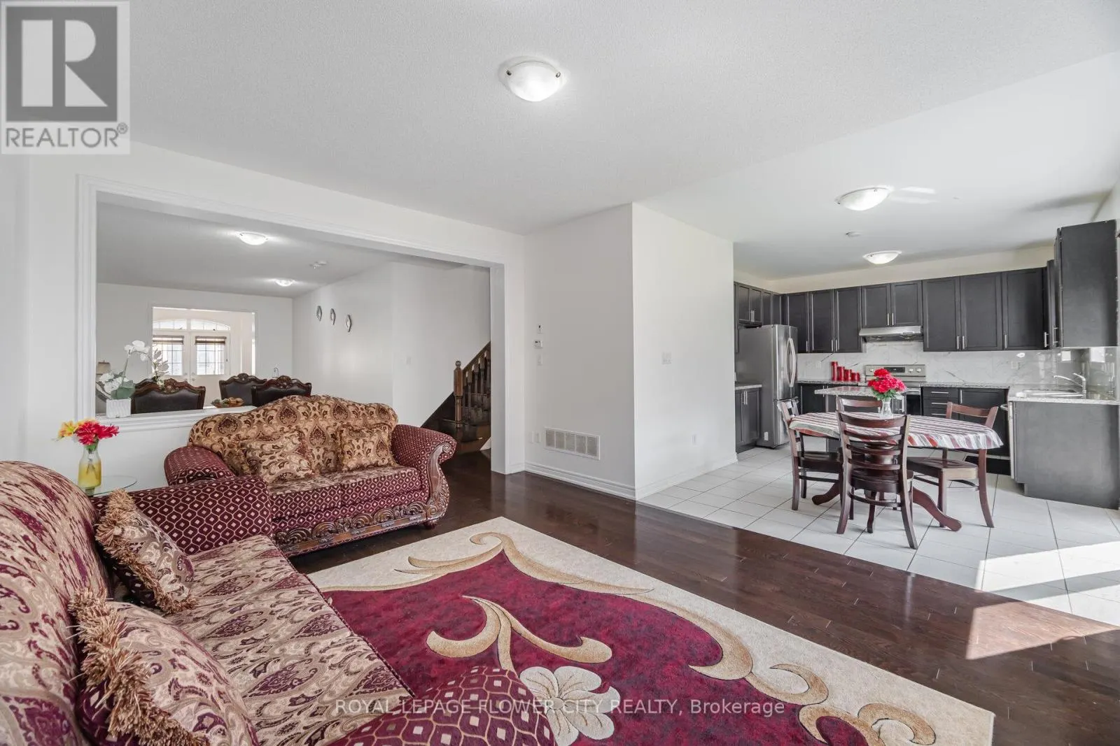 31 O'CONNOR CRESCENT