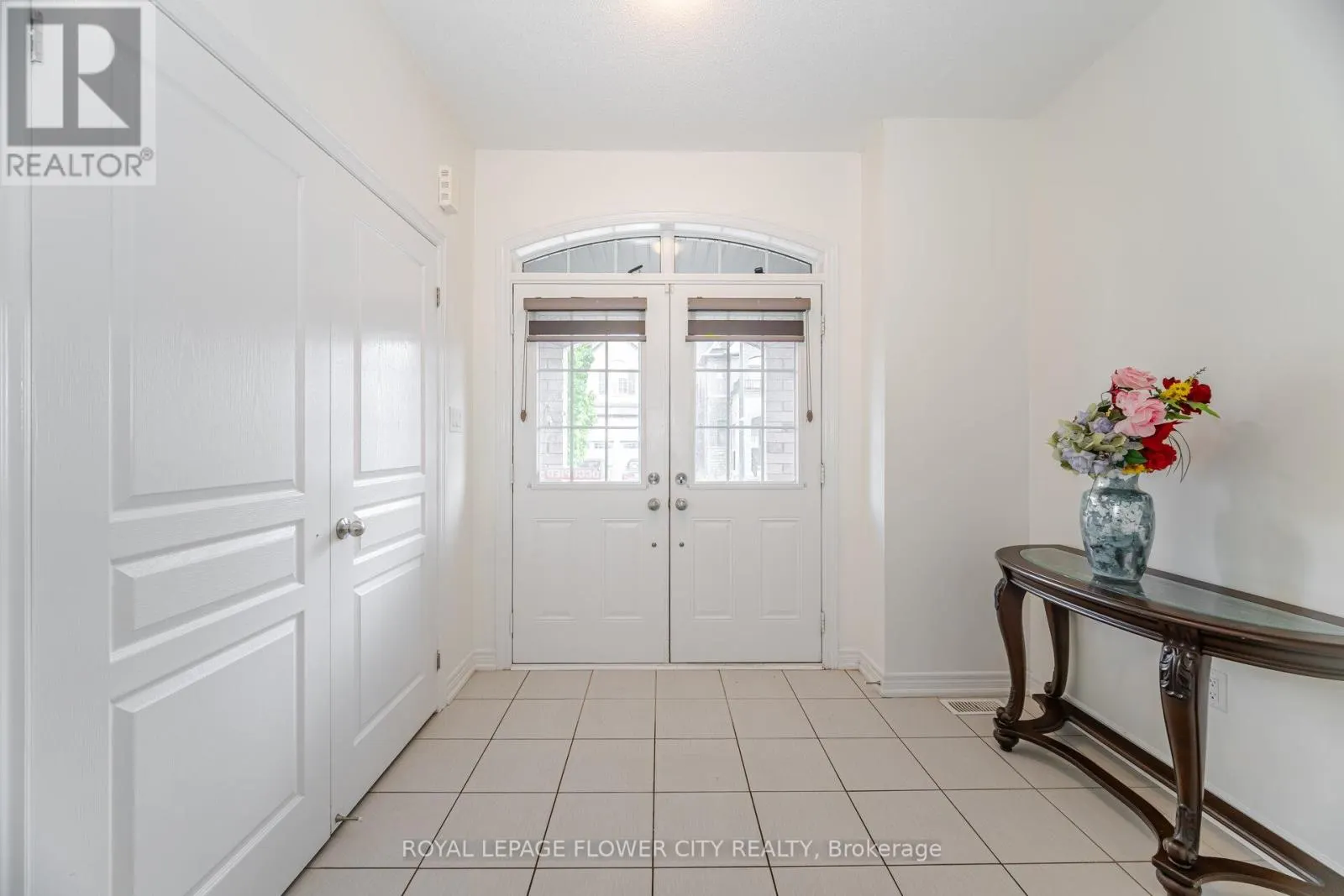 31 O'CONNOR CRESCENT