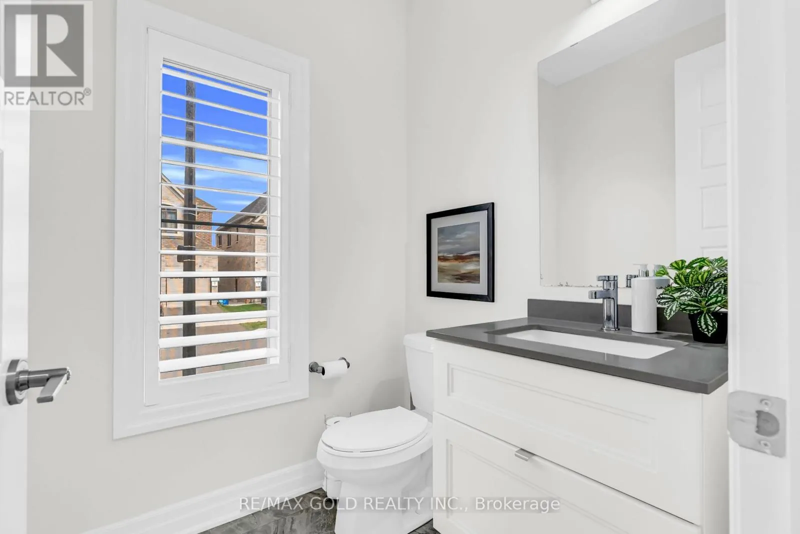 1504 KITCHEN COURT