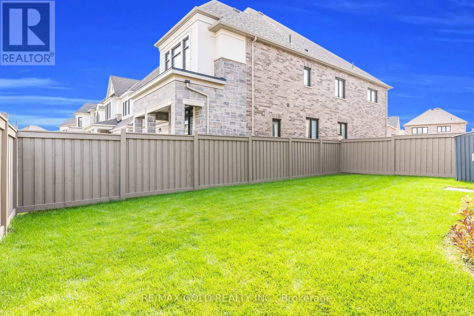 1504 KITCHEN COURT