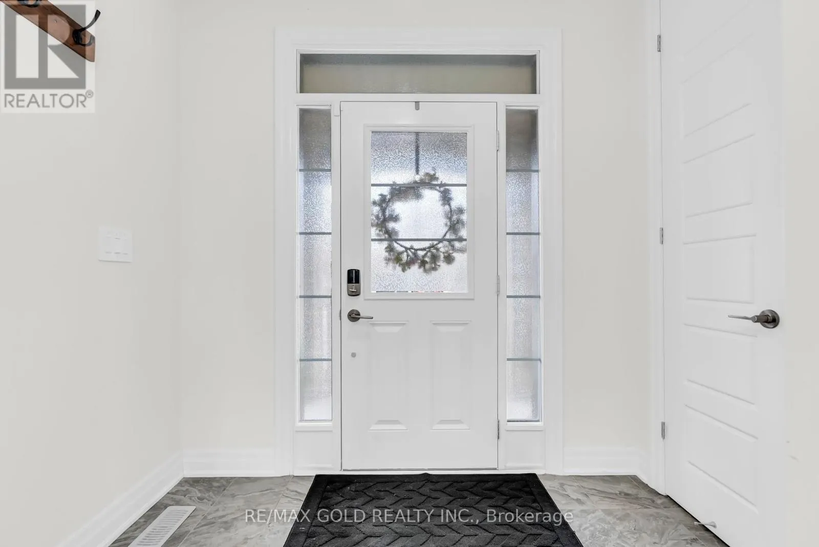 1504 KITCHEN COURT