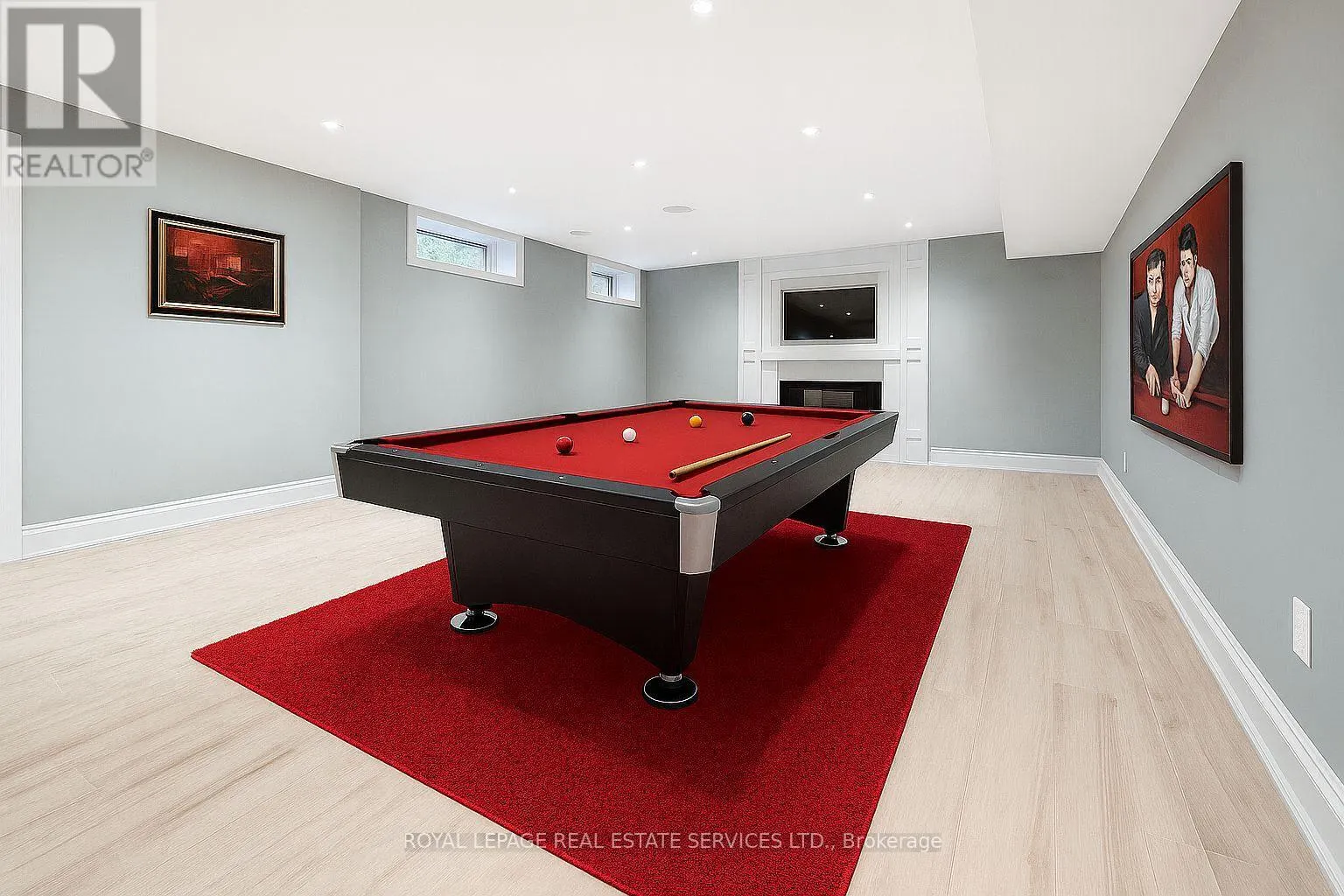 14 WESTGLEN CRESCENT
