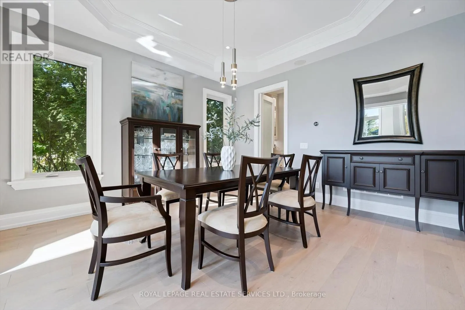 14 WESTGLEN CRESCENT