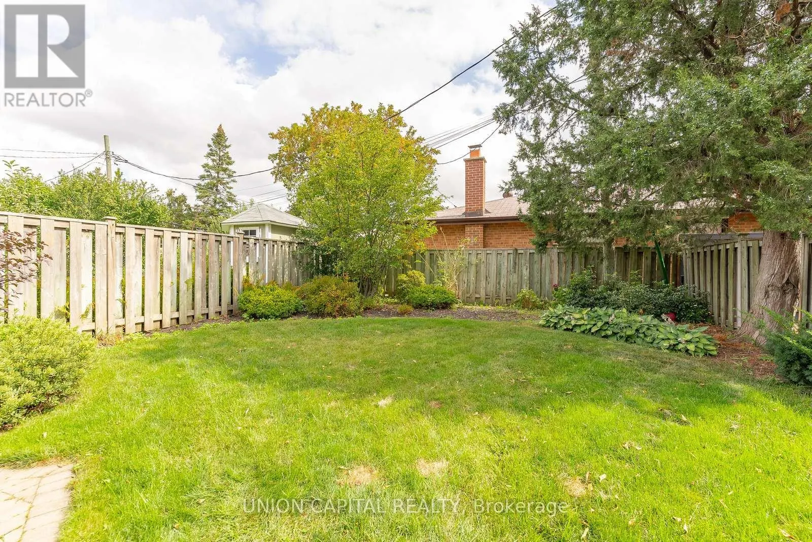 37 CALLOWHILL DRIVE