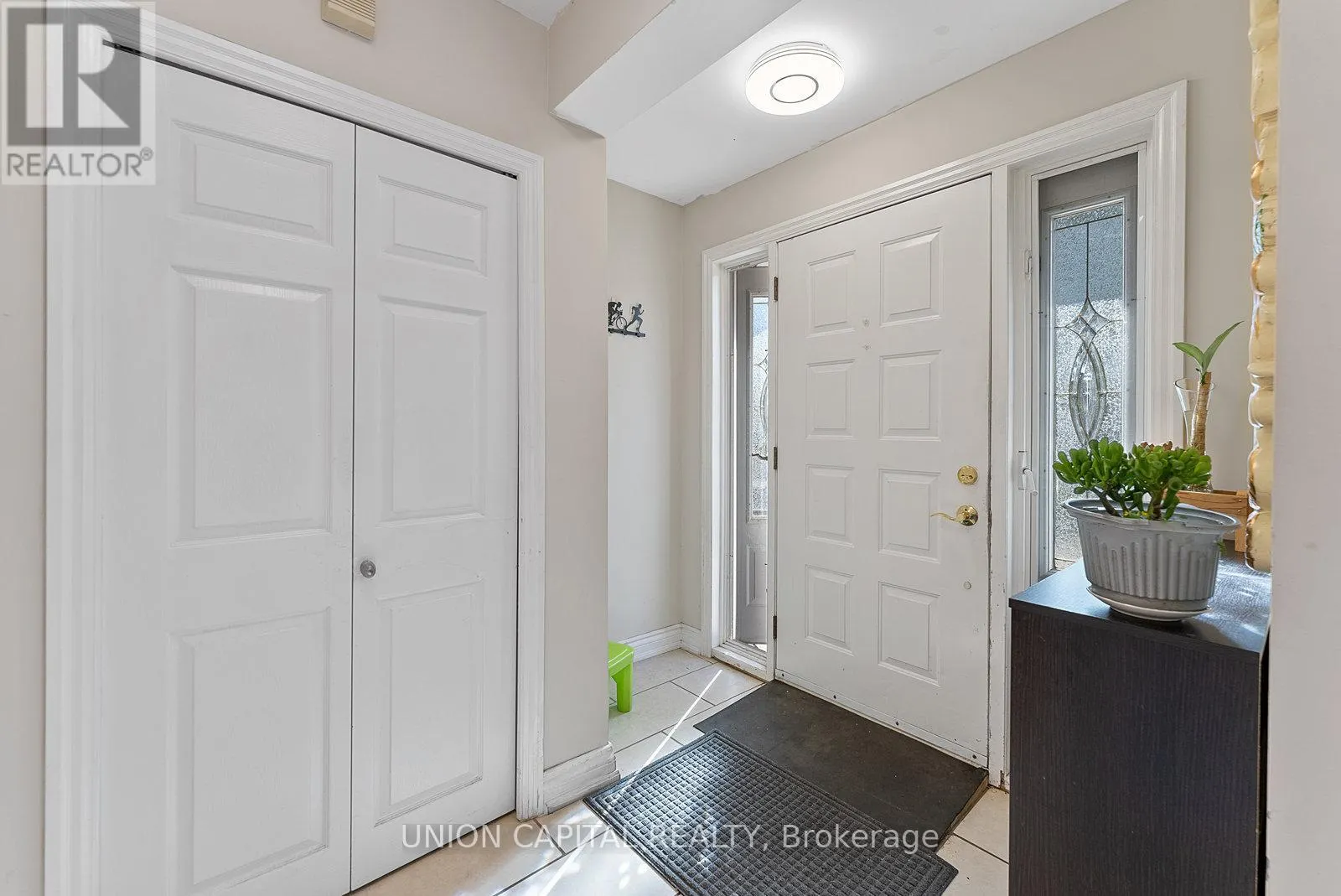 37 CALLOWHILL DRIVE