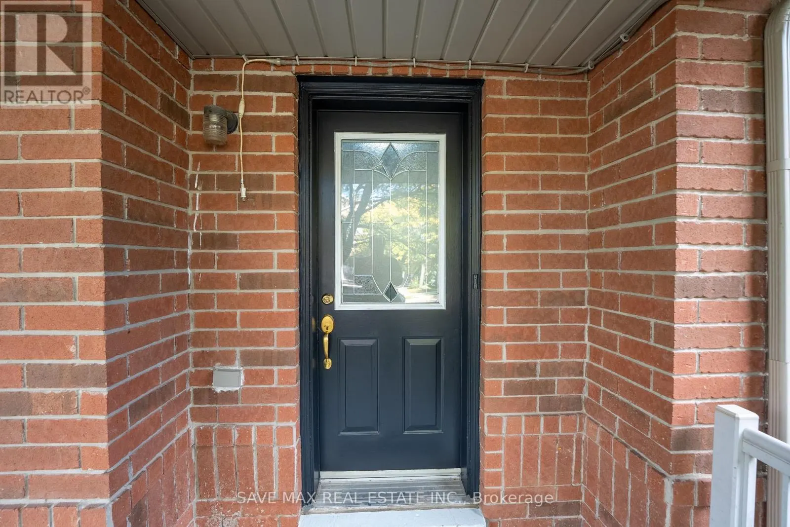 87 LUELLA CRESCENT