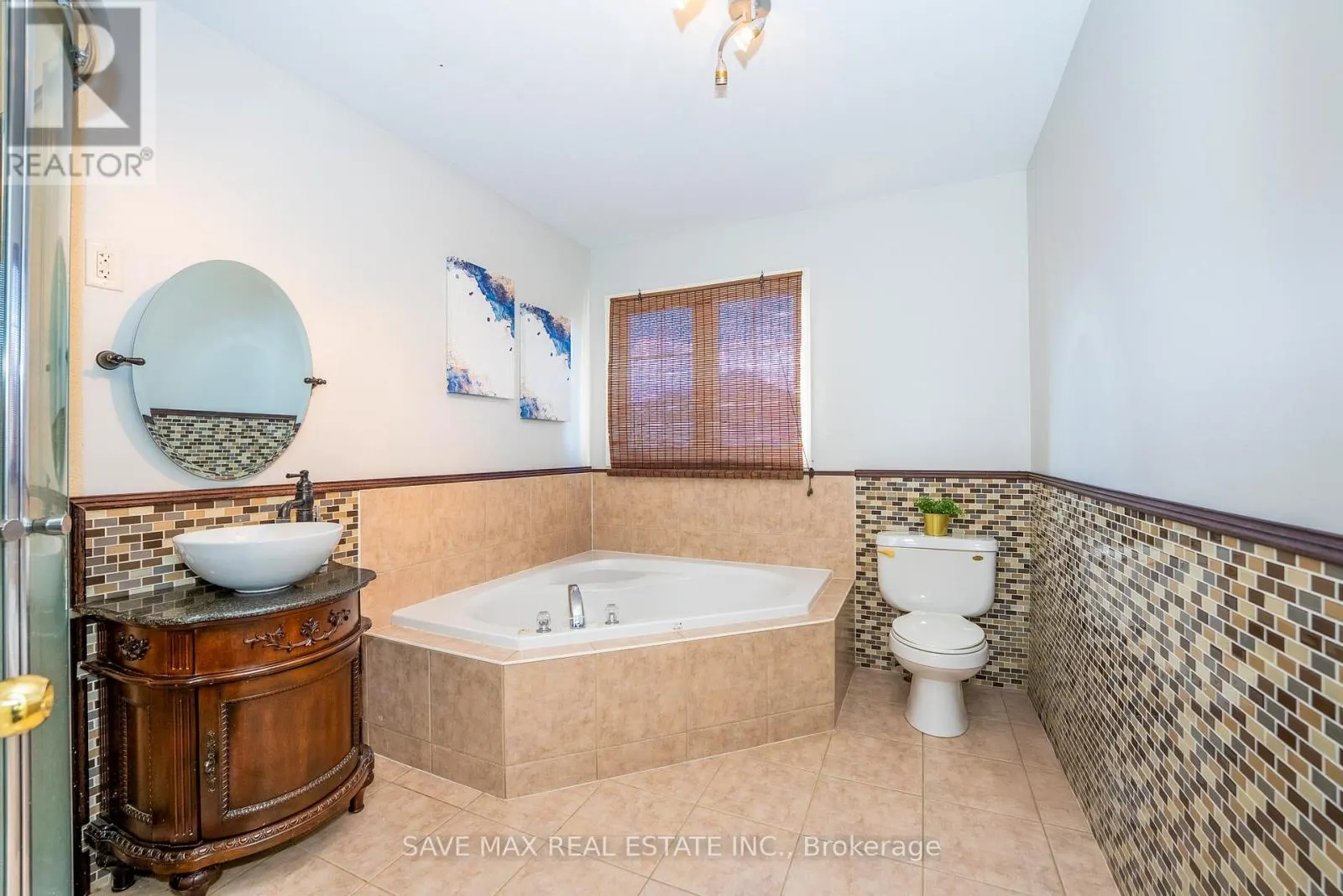 87 LUELLA CRESCENT