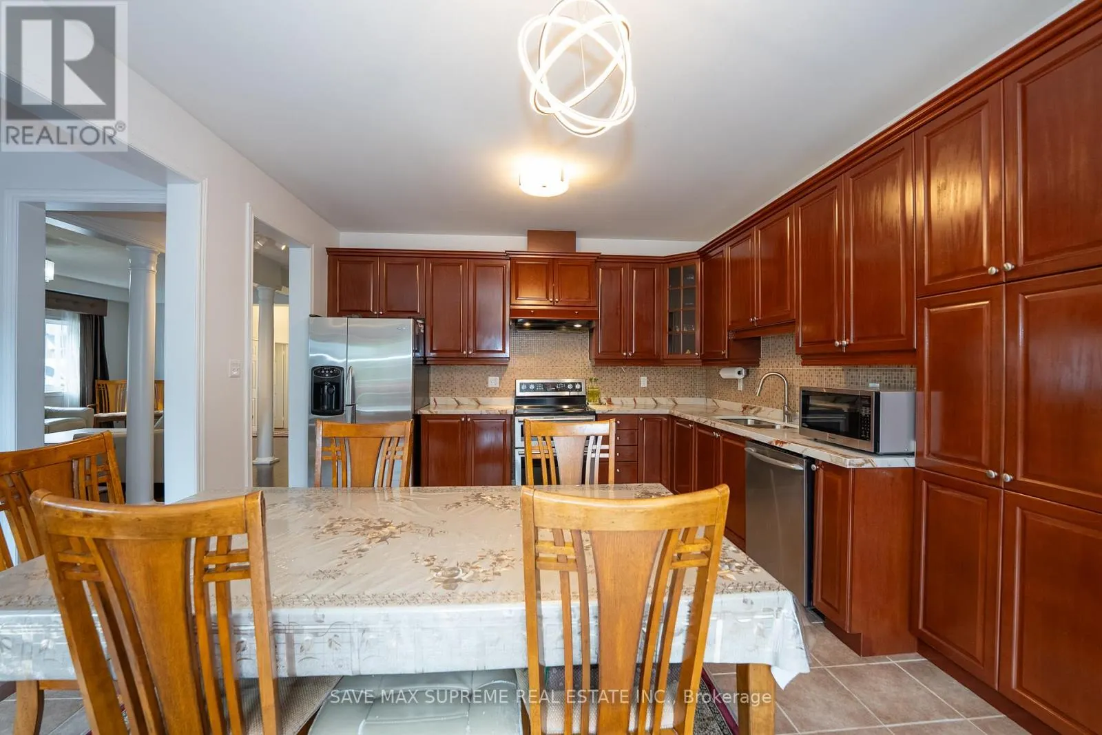 4 OZARK COURT