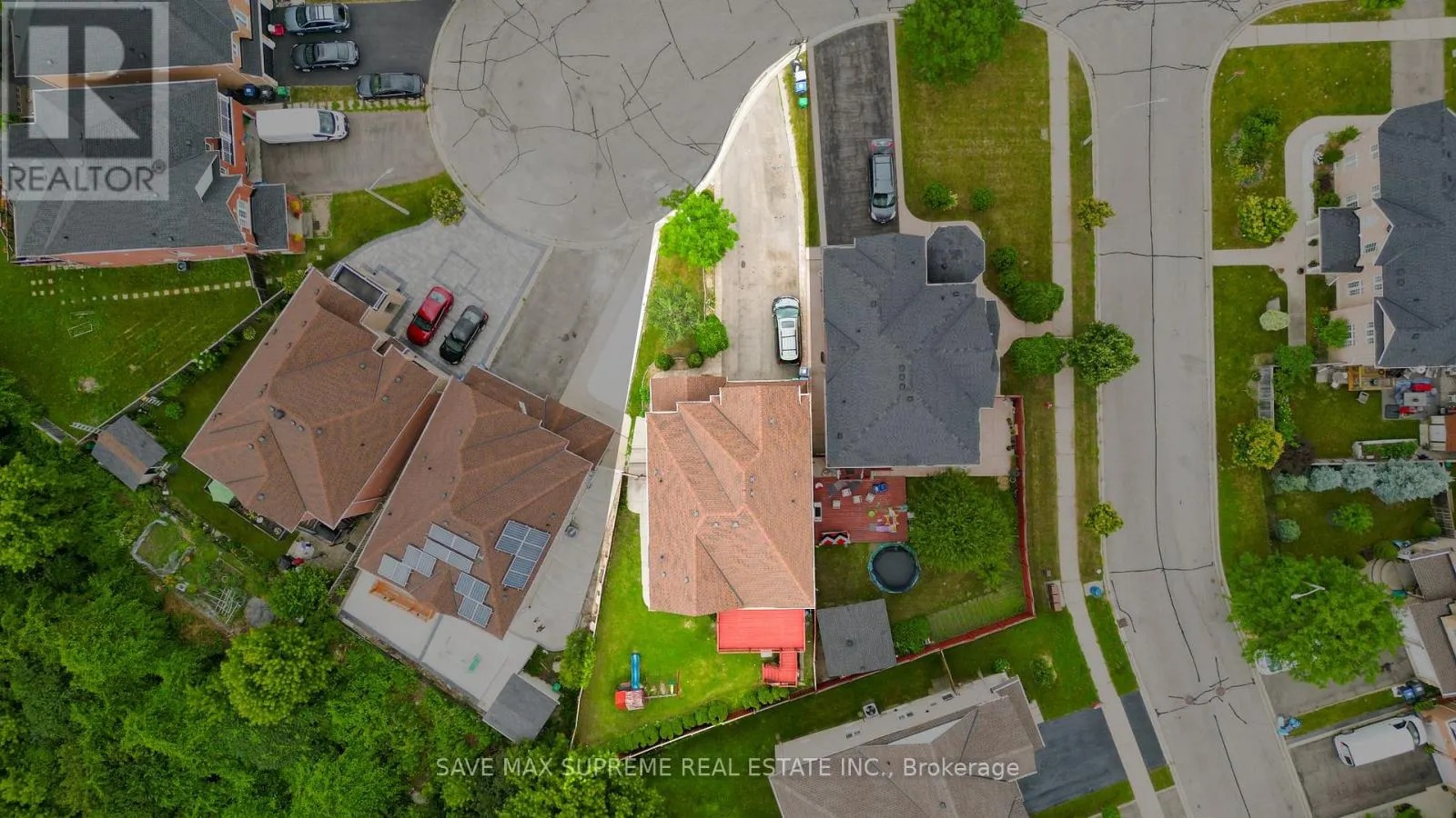 4 OZARK COURT