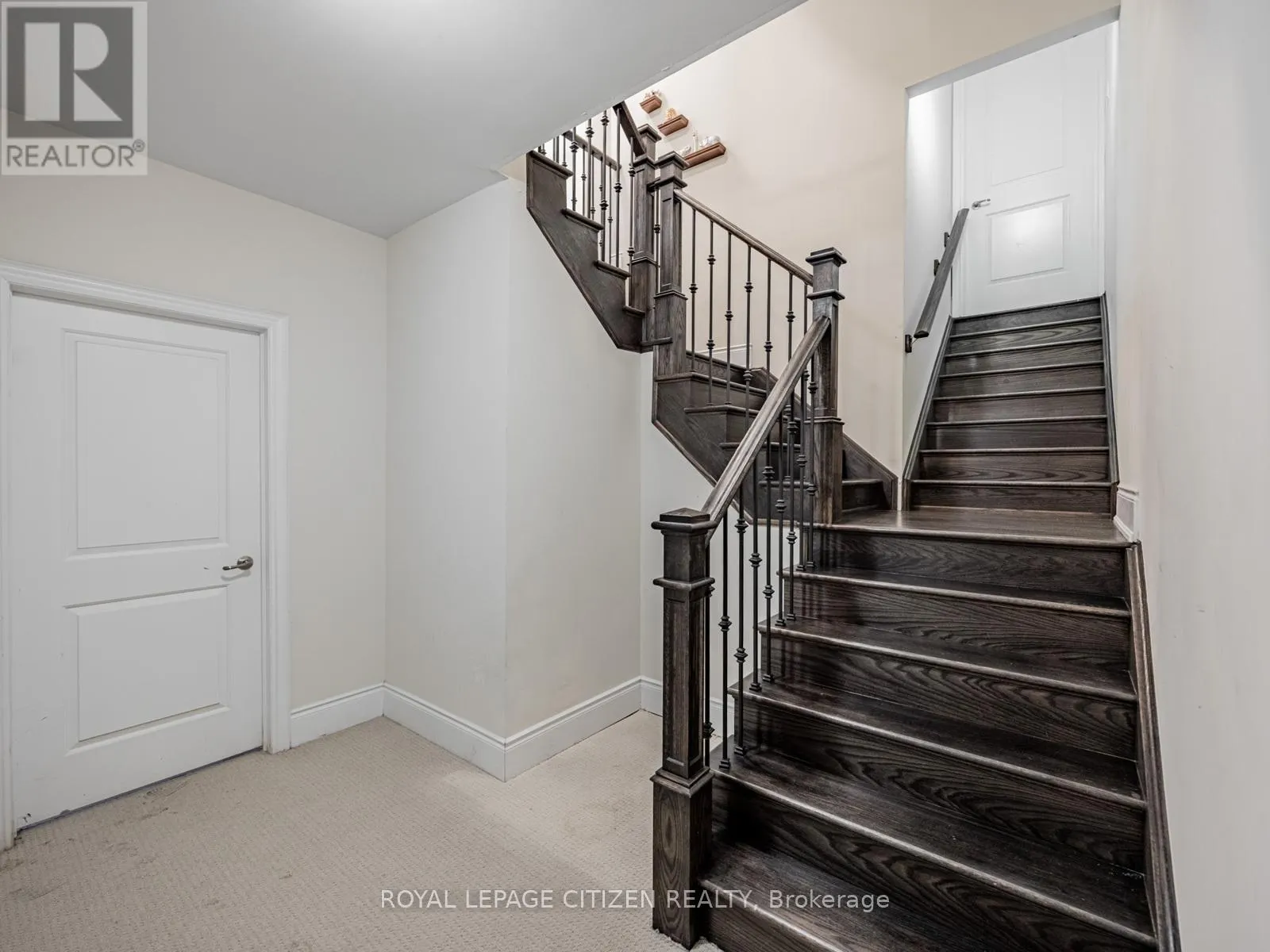 15 POSSESSION CRESCENT
