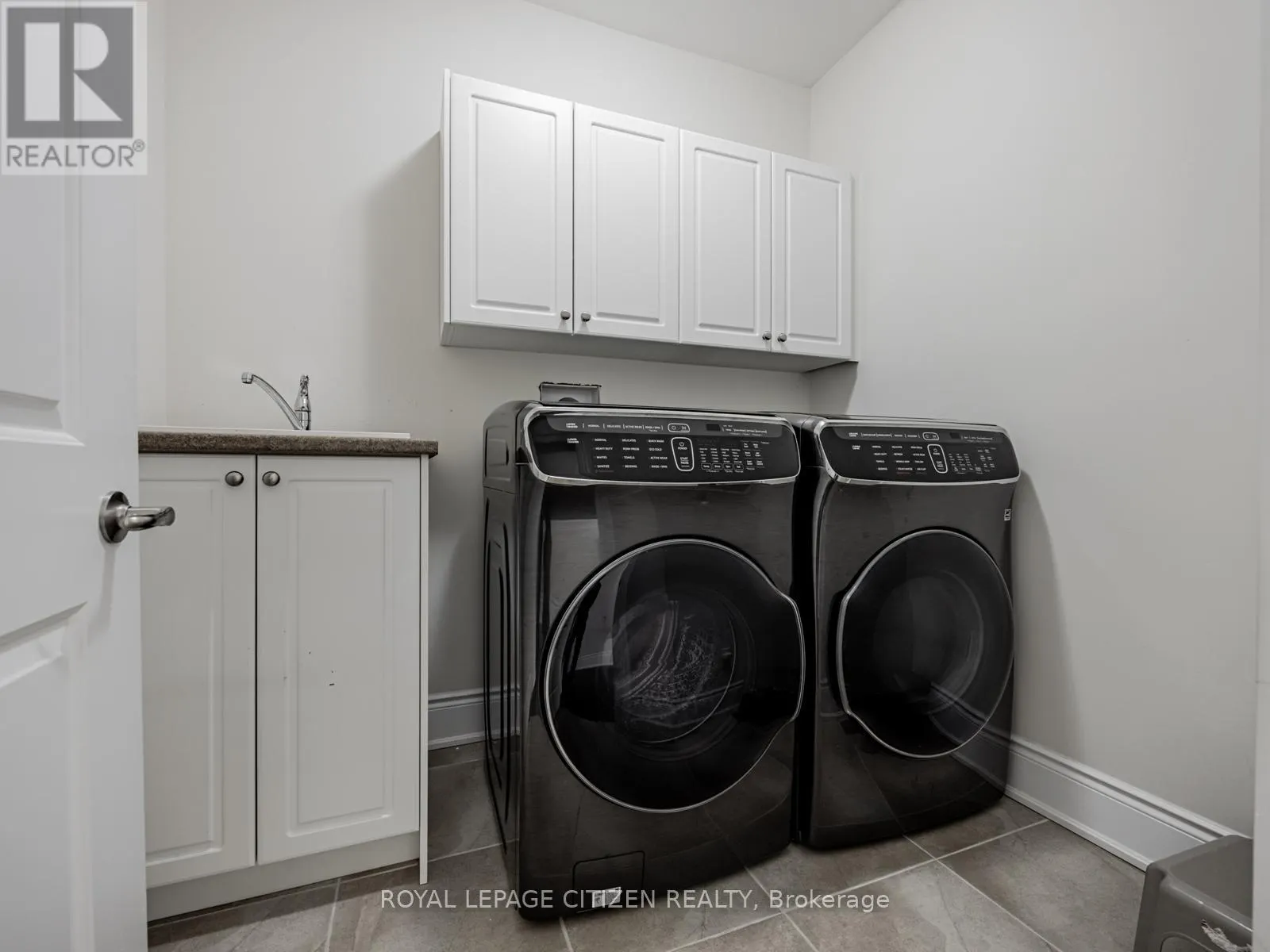 15 POSSESSION CRESCENT