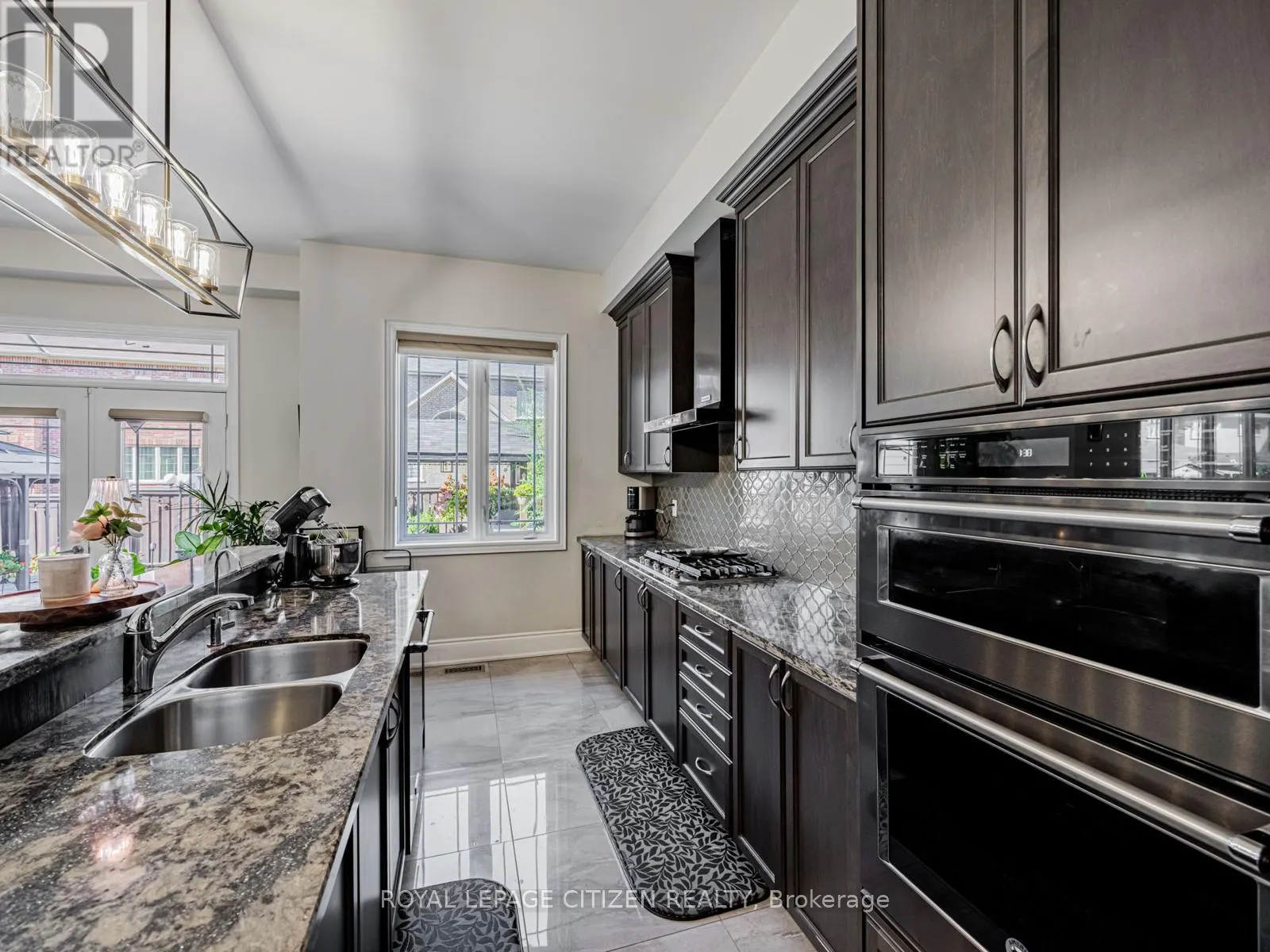 15 POSSESSION CRESCENT