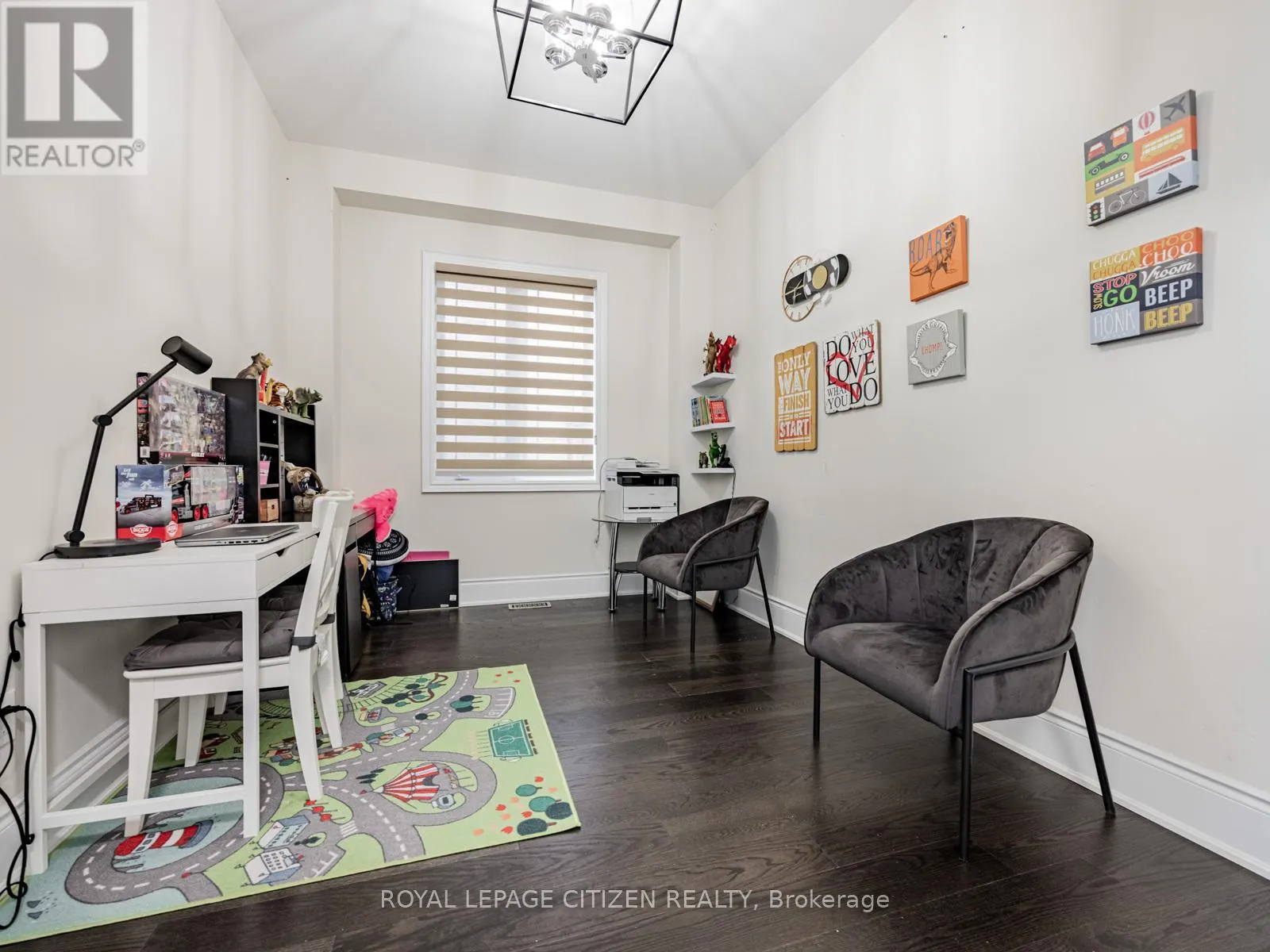 15 POSSESSION CRESCENT