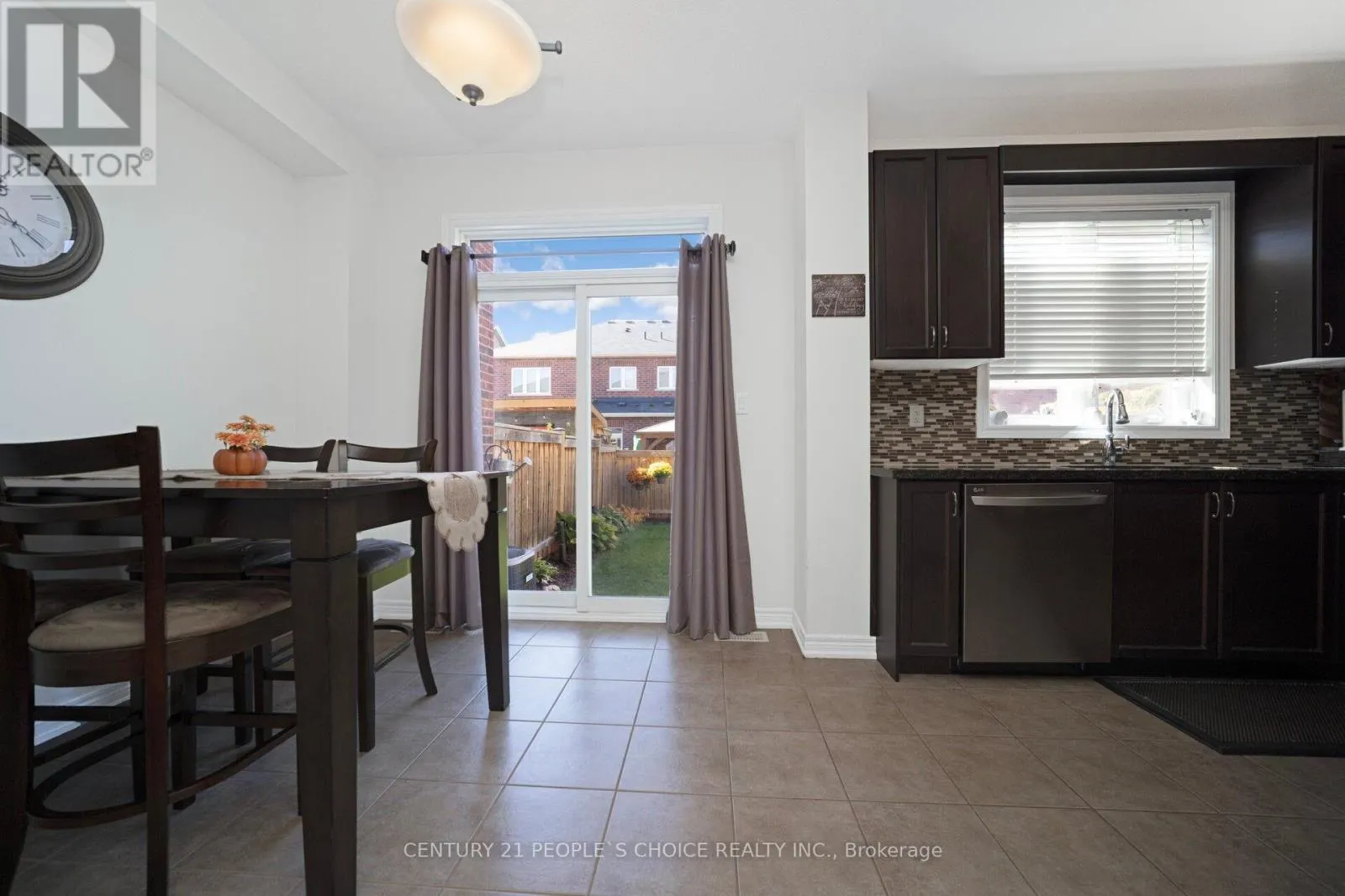 116 KEMPENFELT TRAIL