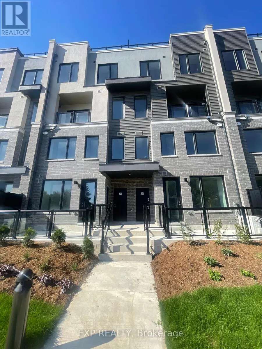21 - 3538 COLONIAL DRIVE