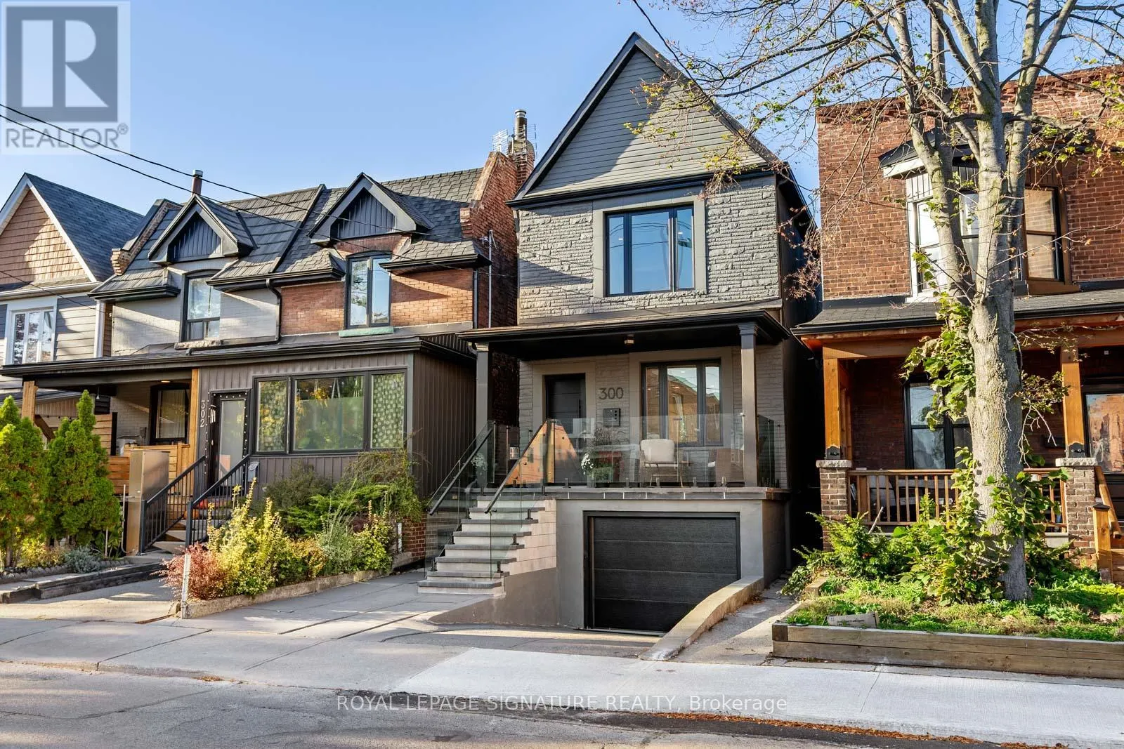 300 WALLACE AVENUE