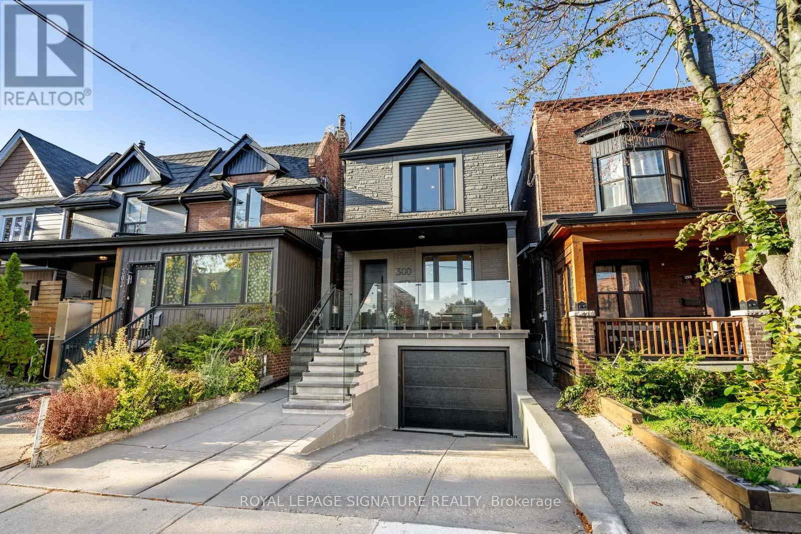 300 WALLACE AVENUE