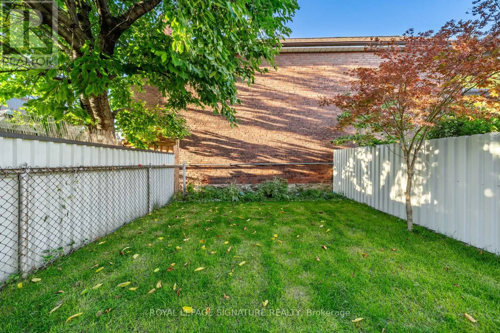 300 WALLACE AVENUE