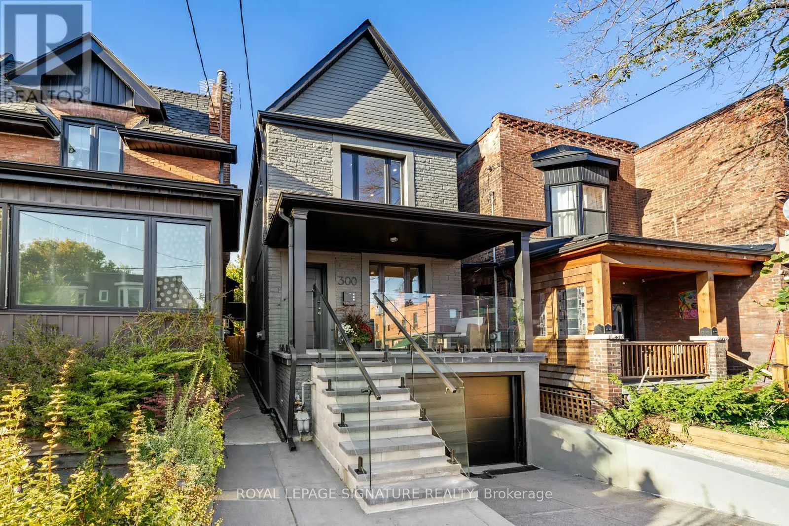 300 WALLACE AVENUE