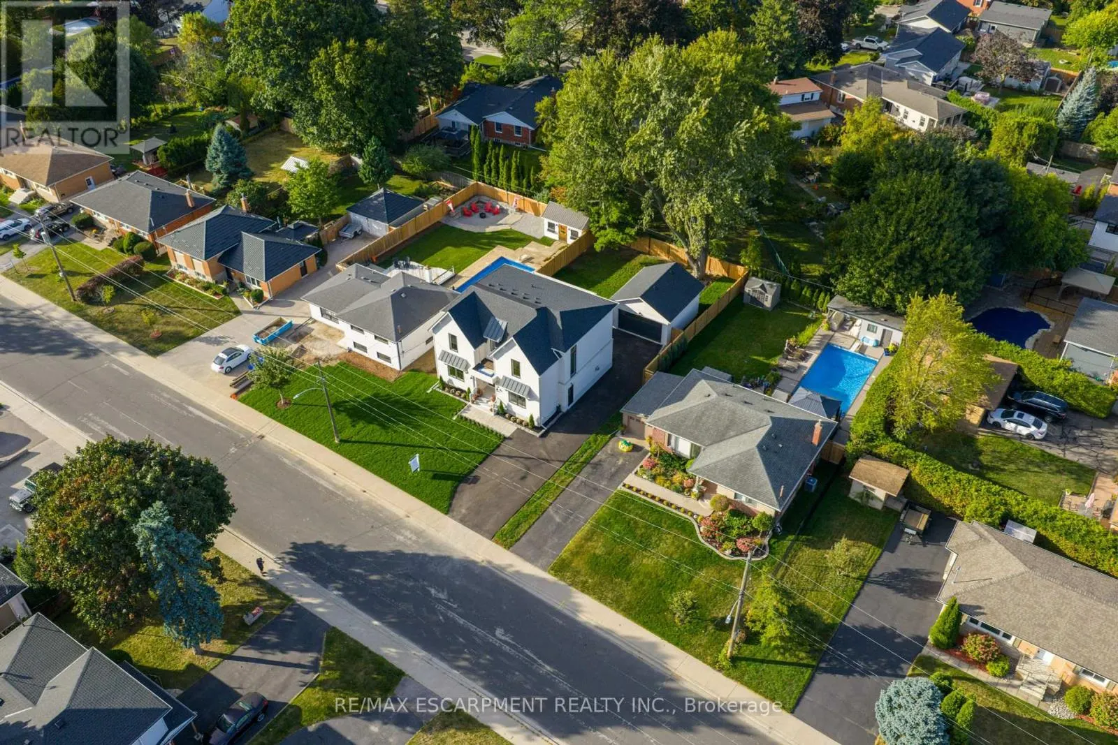 684 PEELE BOULEVARD