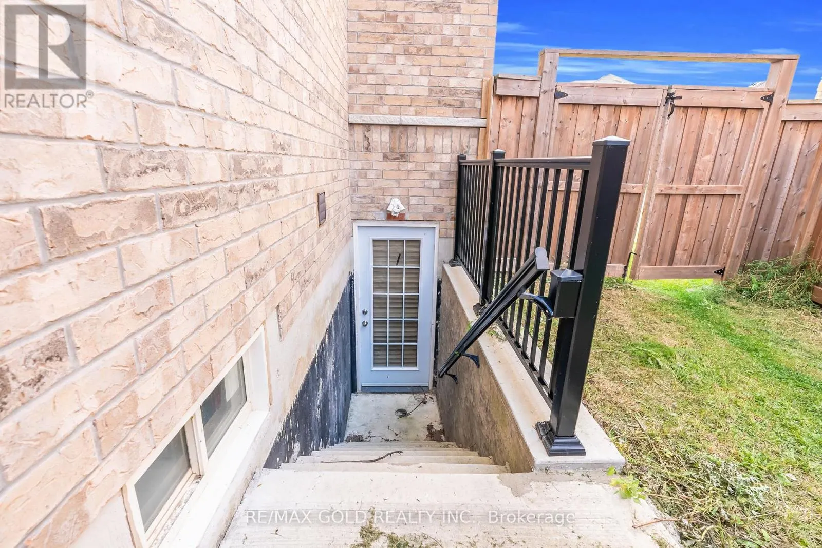 158 ETHERIDGE AVENUE