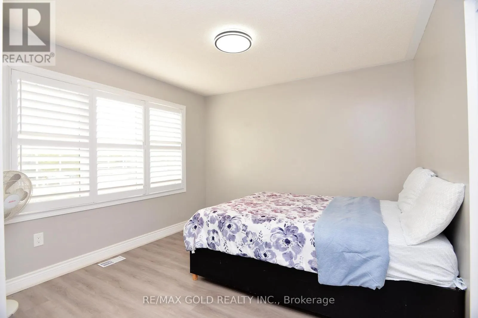 1 BLAKETON COURT