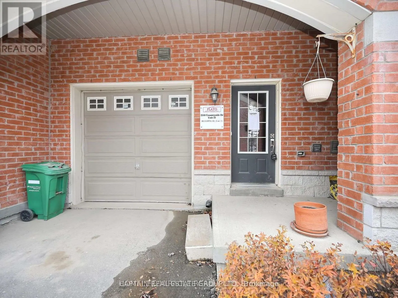 22 - 2510 COUNTRYSIDE DRIVE