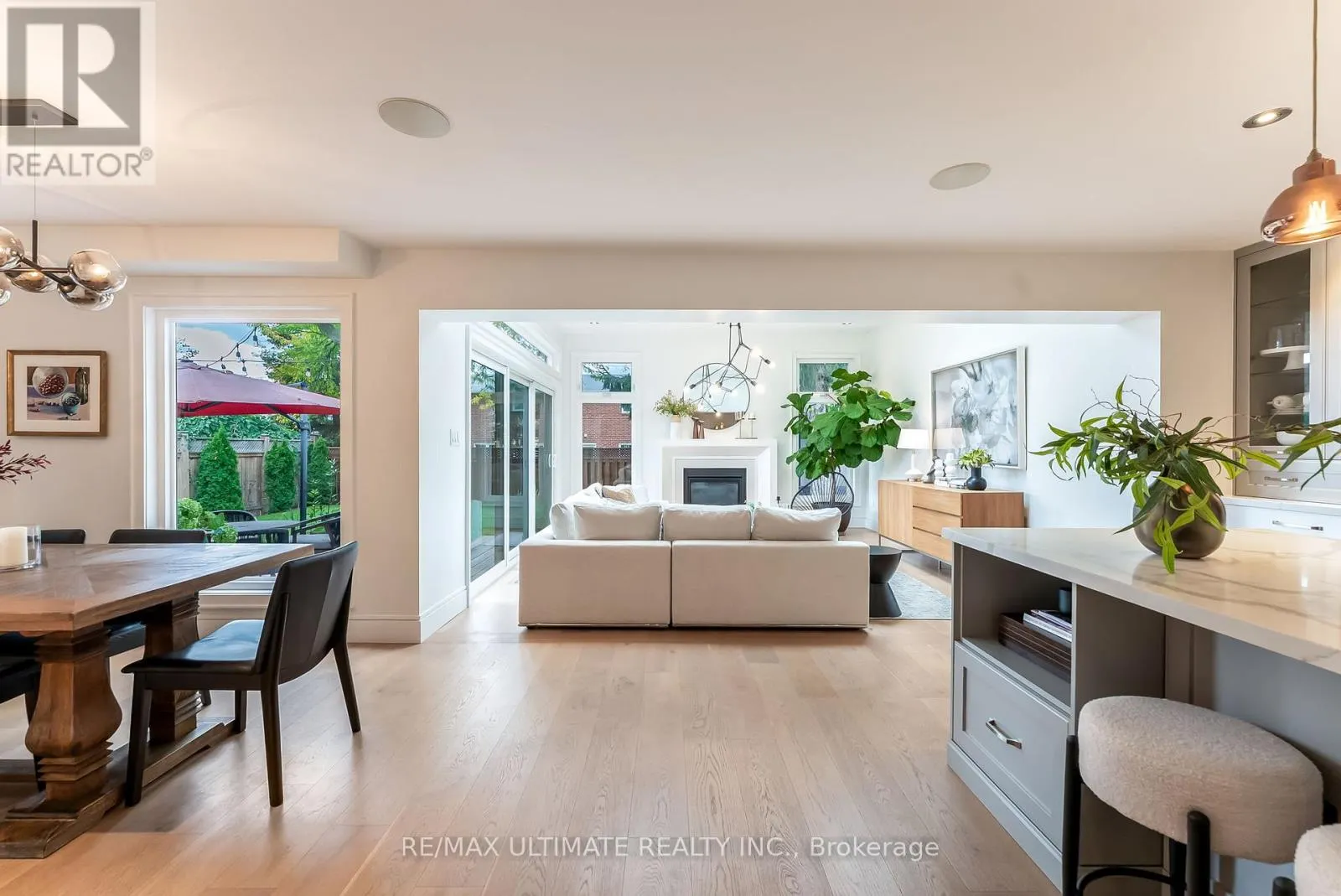 4157 MARBLETHORNE COURT