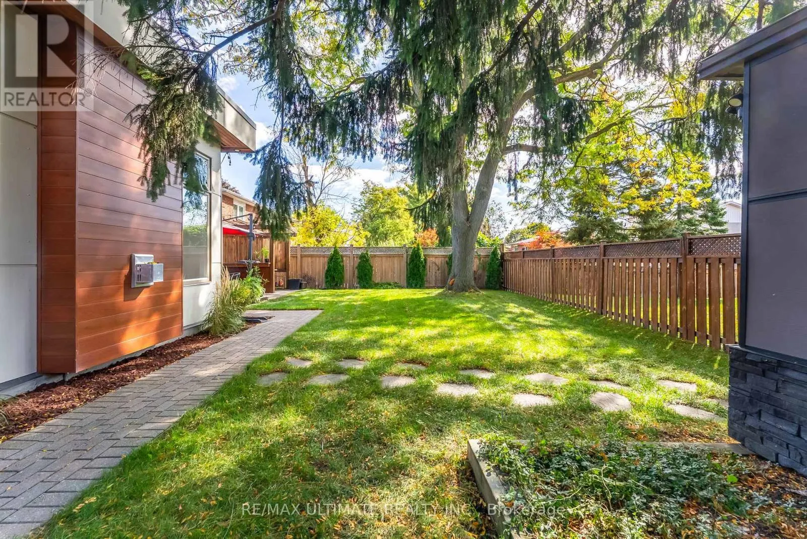 4157 MARBLETHORNE COURT