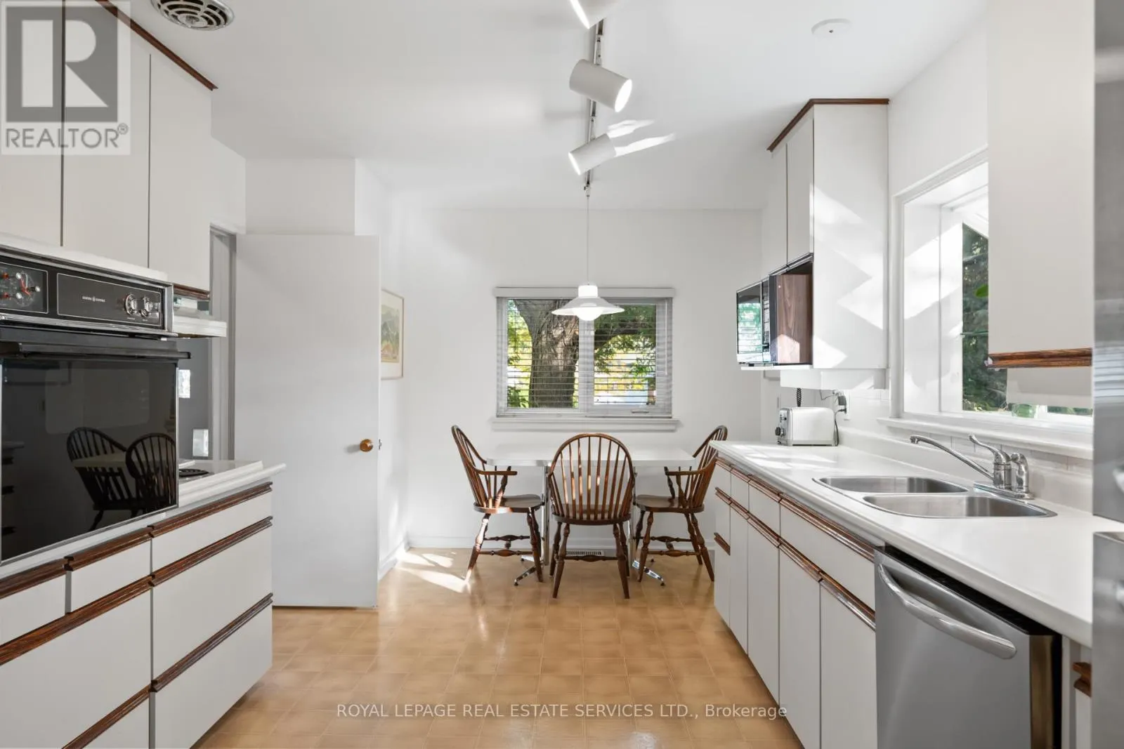 20 WEST DEANE VALLEY ROAD