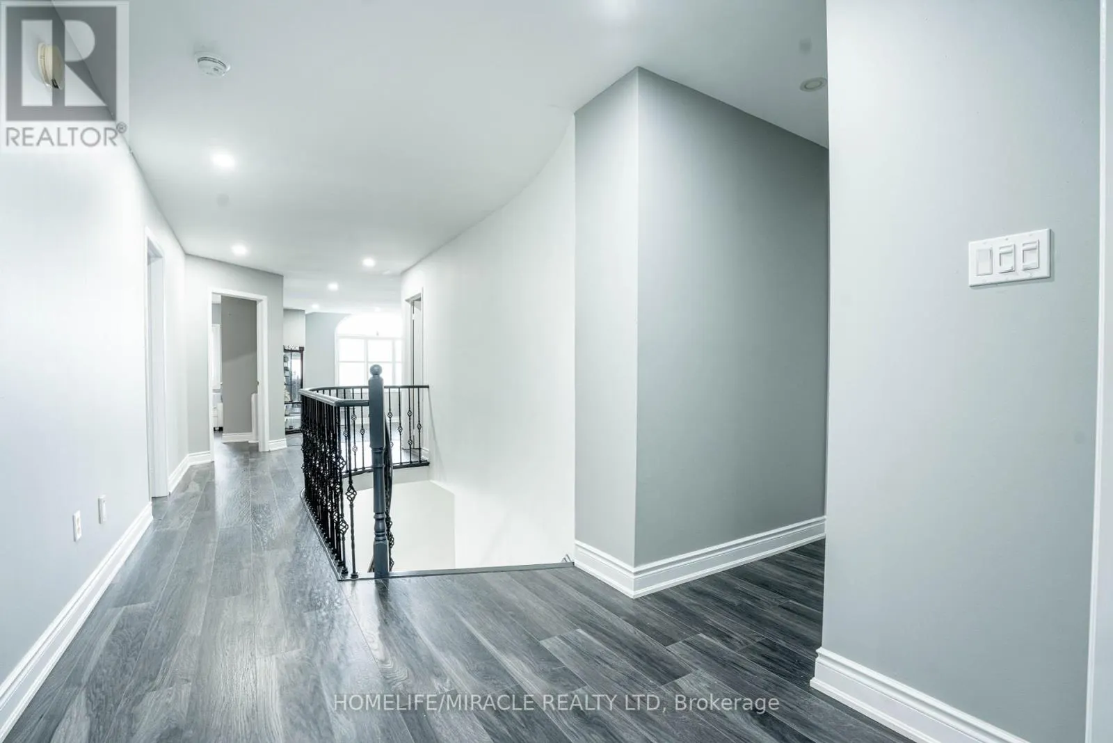 16 SIGNET COURT