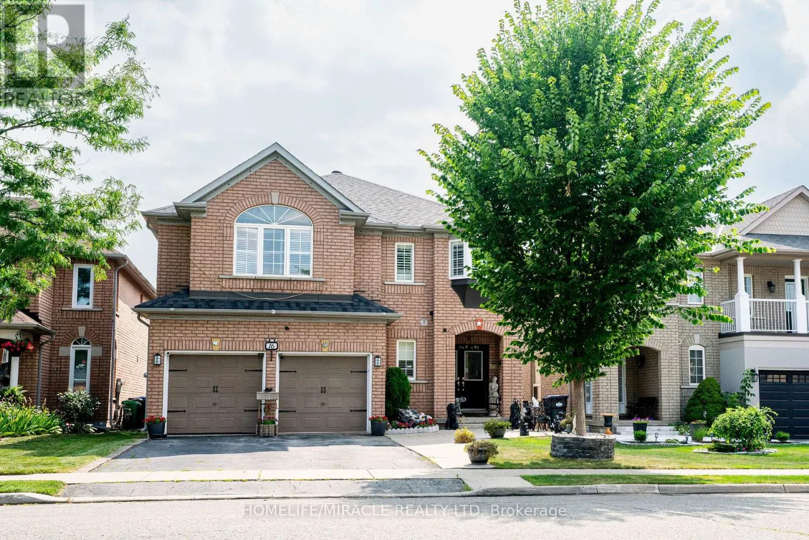 16 SIGNET COURT