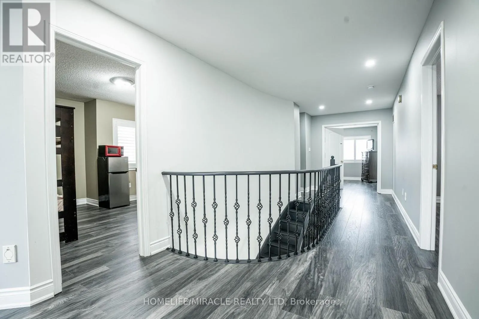16 SIGNET COURT
