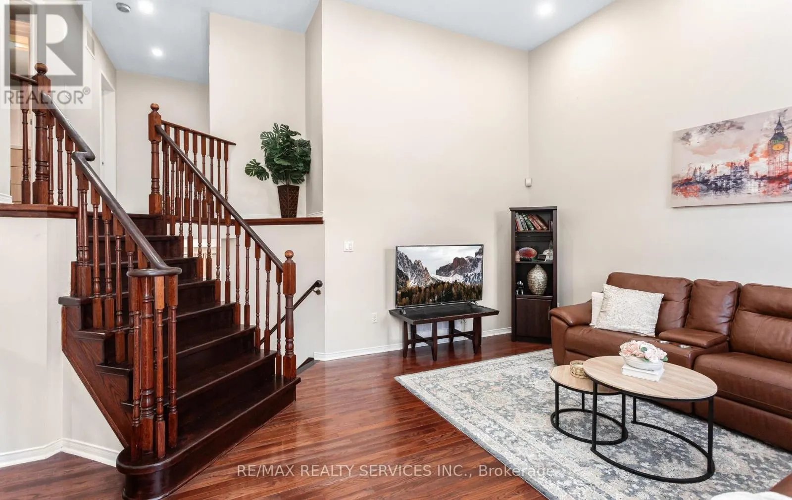 3770 BRINWOOD GATE