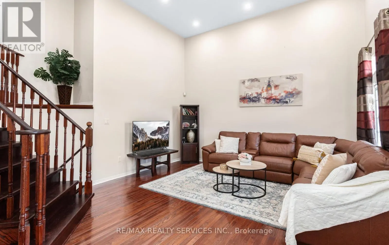 3770 BRINWOOD GATE