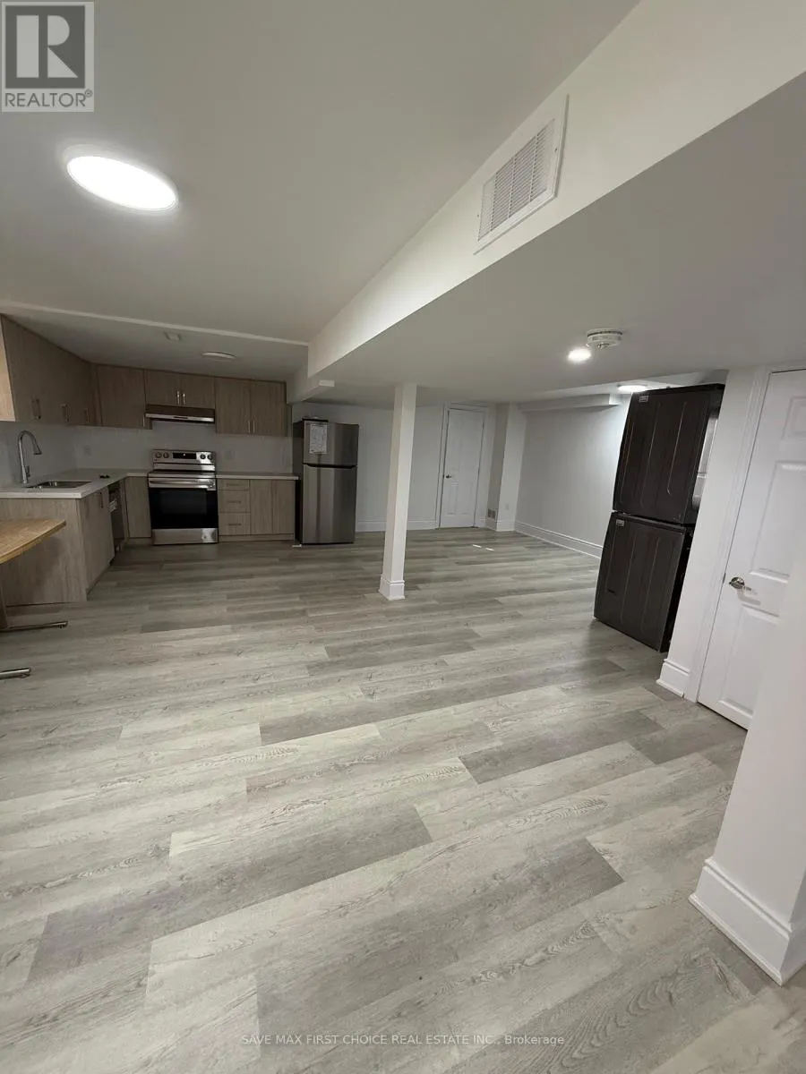 4362 WATERFORD CRESCENT