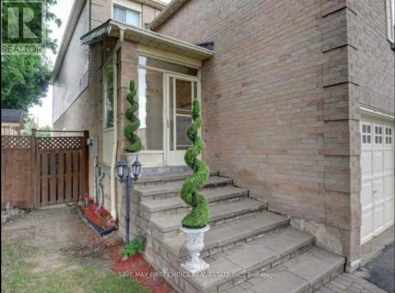 4362 WATERFORD CRESCENT