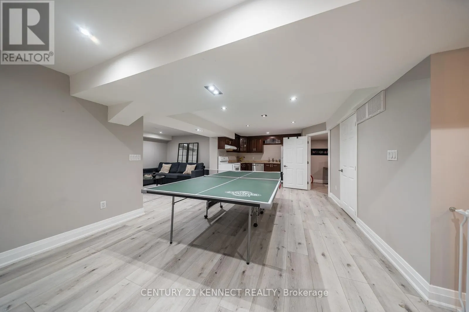 656 KAISER DRIVE