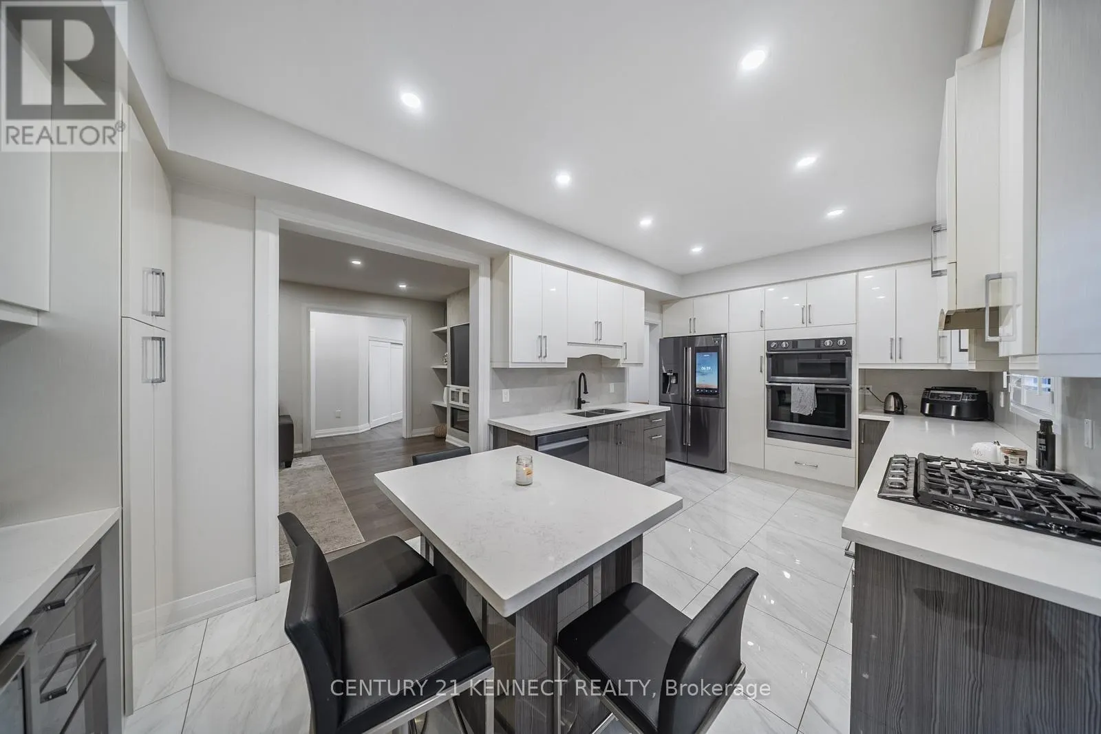656 KAISER DRIVE