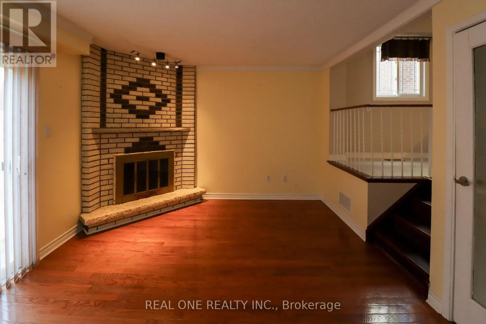 4139 QUAKER HILL DRIVE