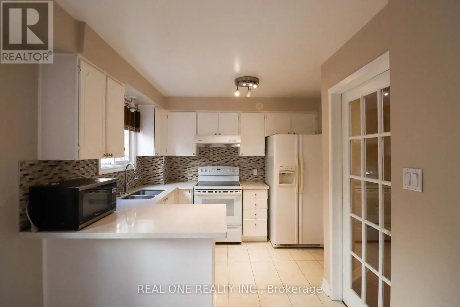 4139 QUAKER HILL DRIVE