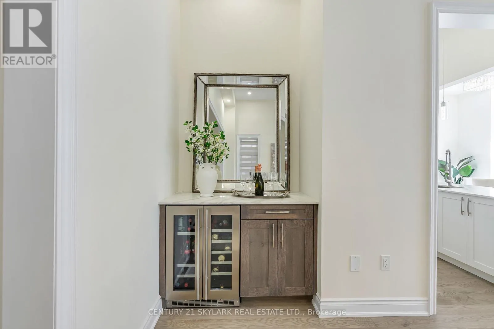 2404 EDWARD LEAVER TRAIL