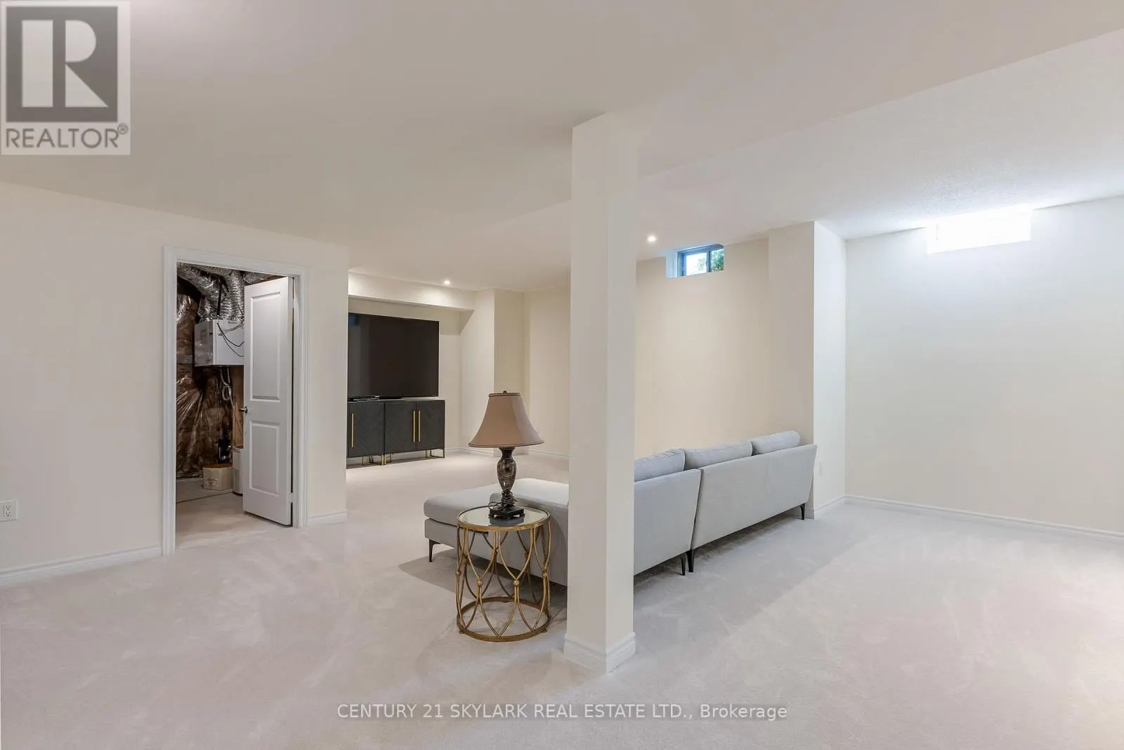 2404 EDWARD LEAVER TRAIL