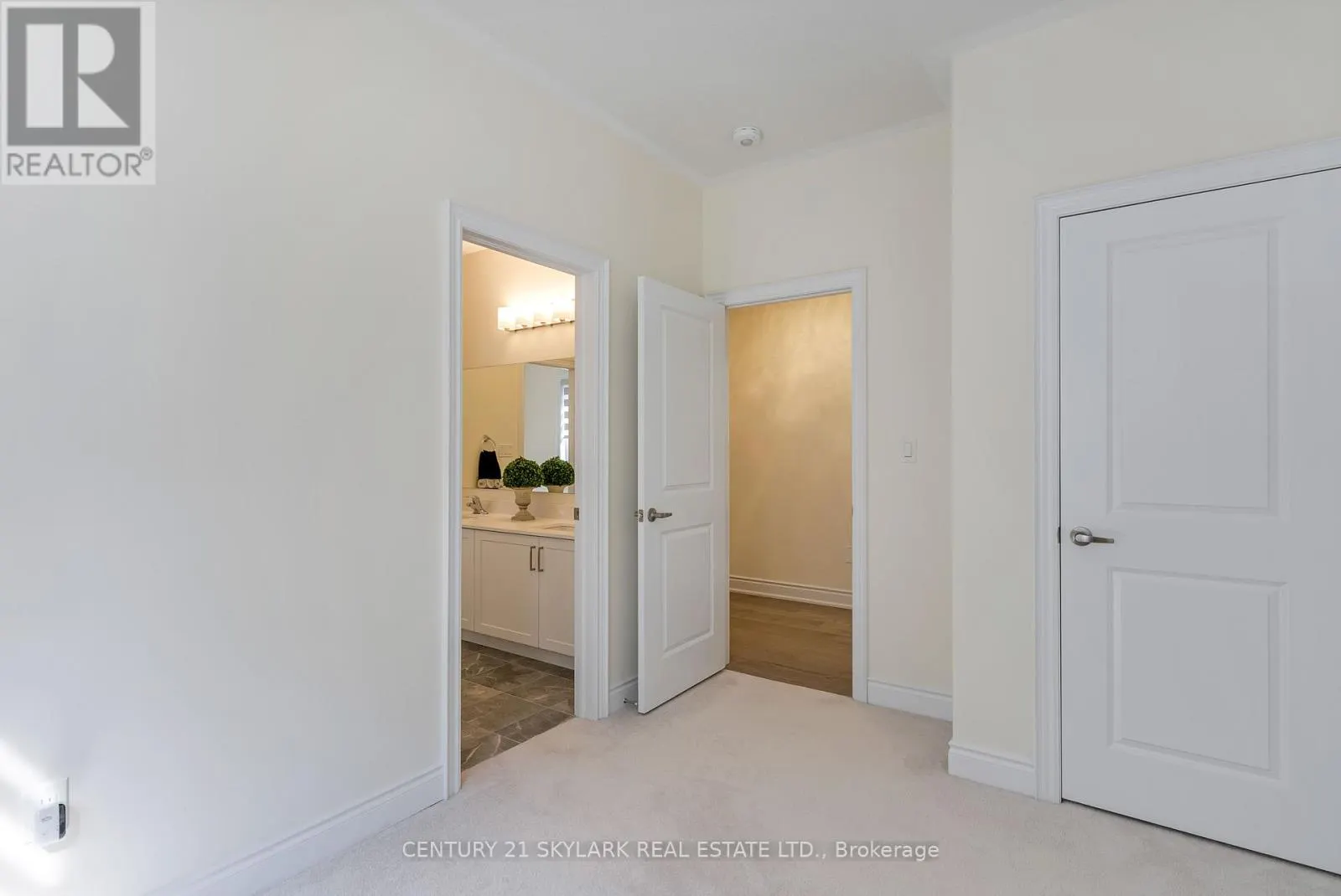 2404 EDWARD LEAVER TRAIL
