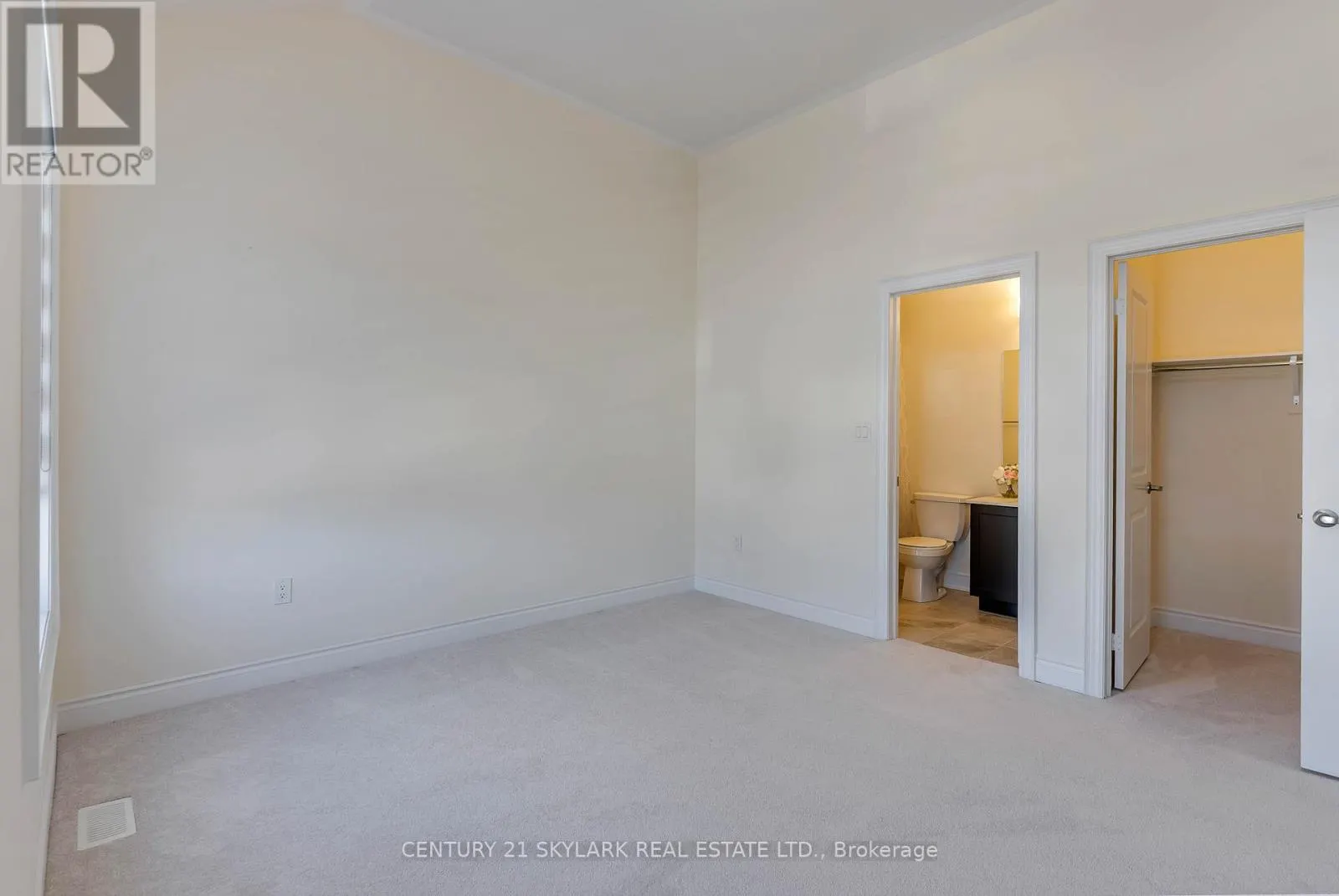 2404 EDWARD LEAVER TRAIL